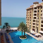 Dominique Jacuzzi Cielo Mar